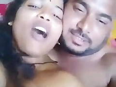 Desi Sexy Vaishnavi and her new boyfriend